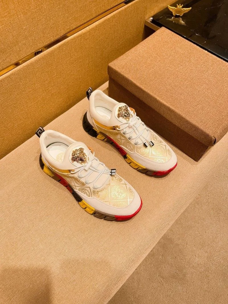 Versatile Versace Low Shoes 37518