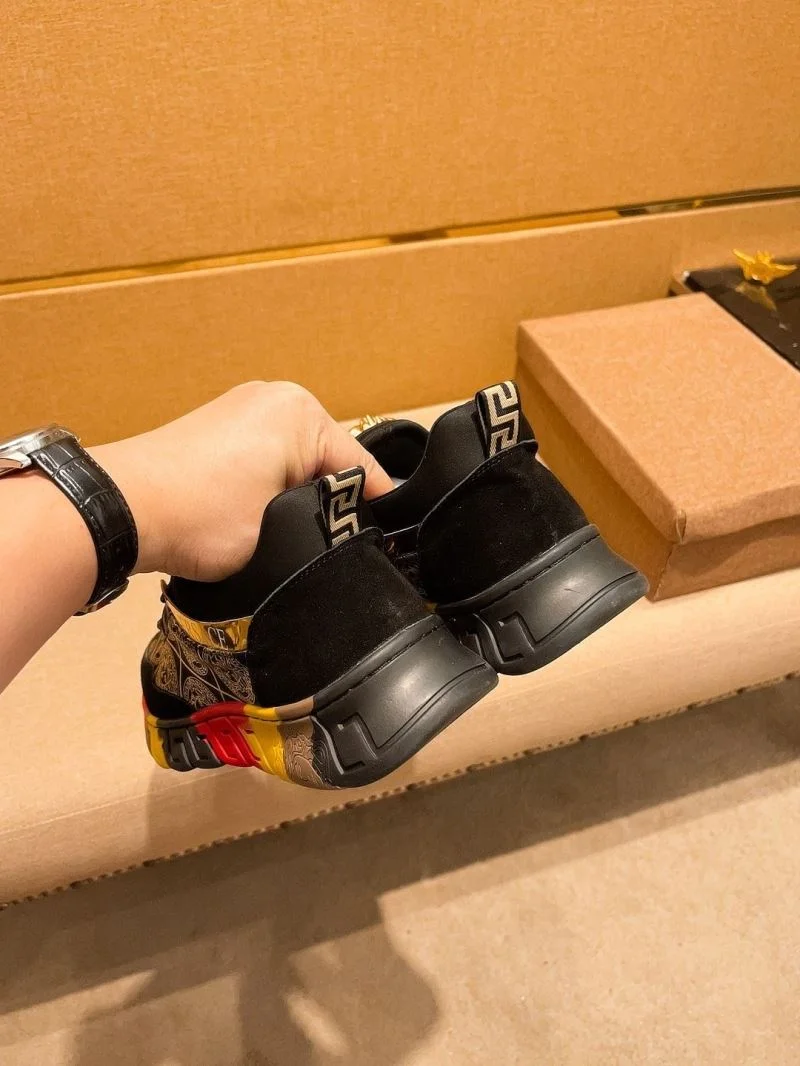 Original Versace Low Shoes 37519