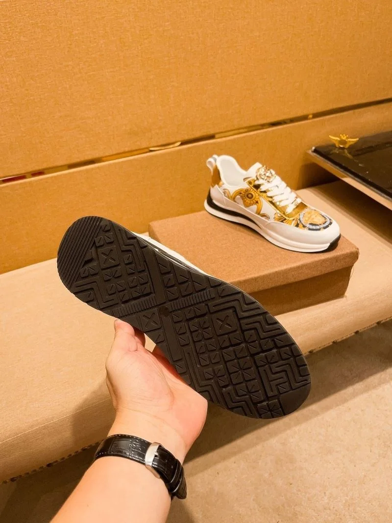 Attractive Versace Low Shoes 37507