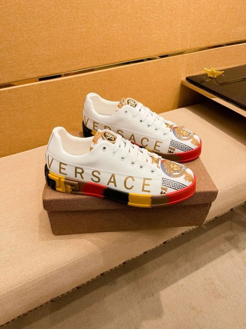 Versace Low Shoes Durable 37502