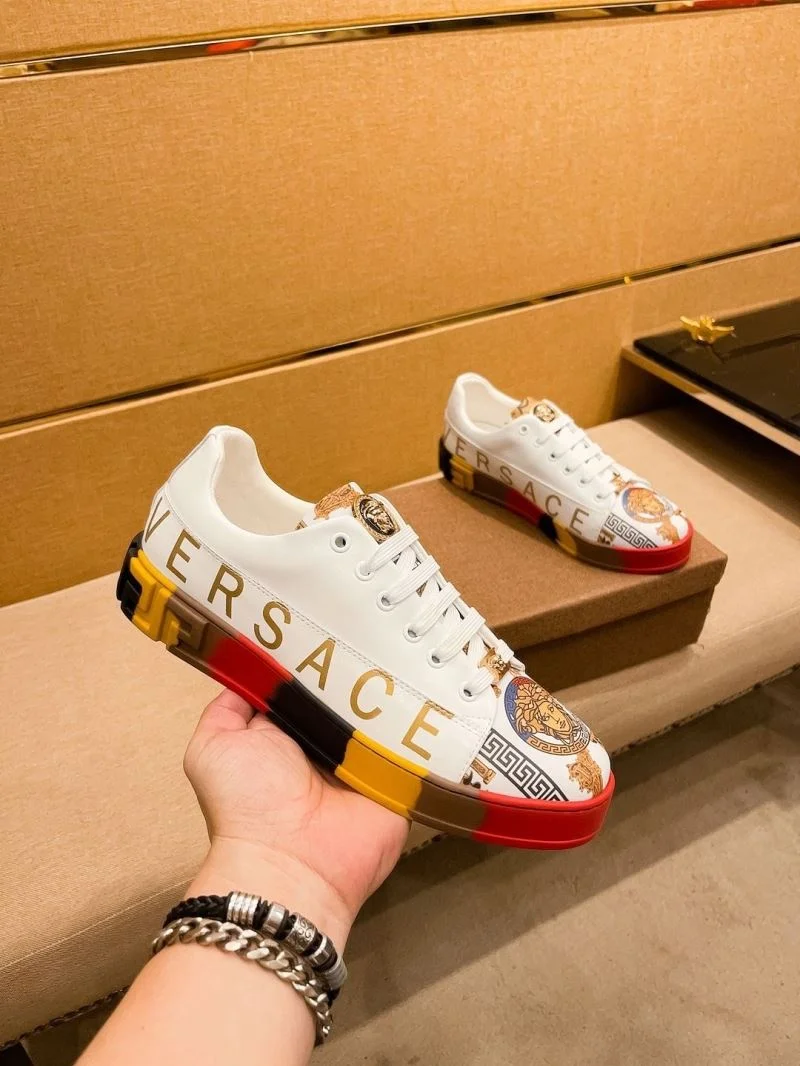 Versace Low Shoes Durable 37502