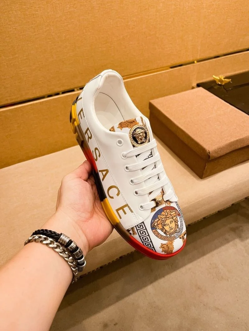 Versace Low Shoes Durable 37502
