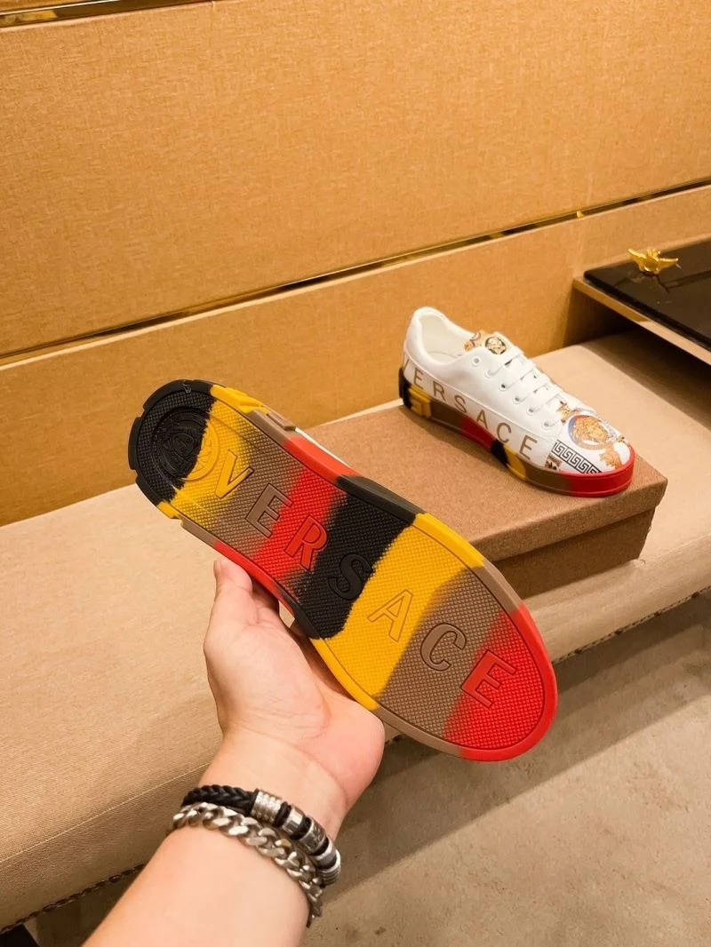 Versace Low Shoes Durable 37502