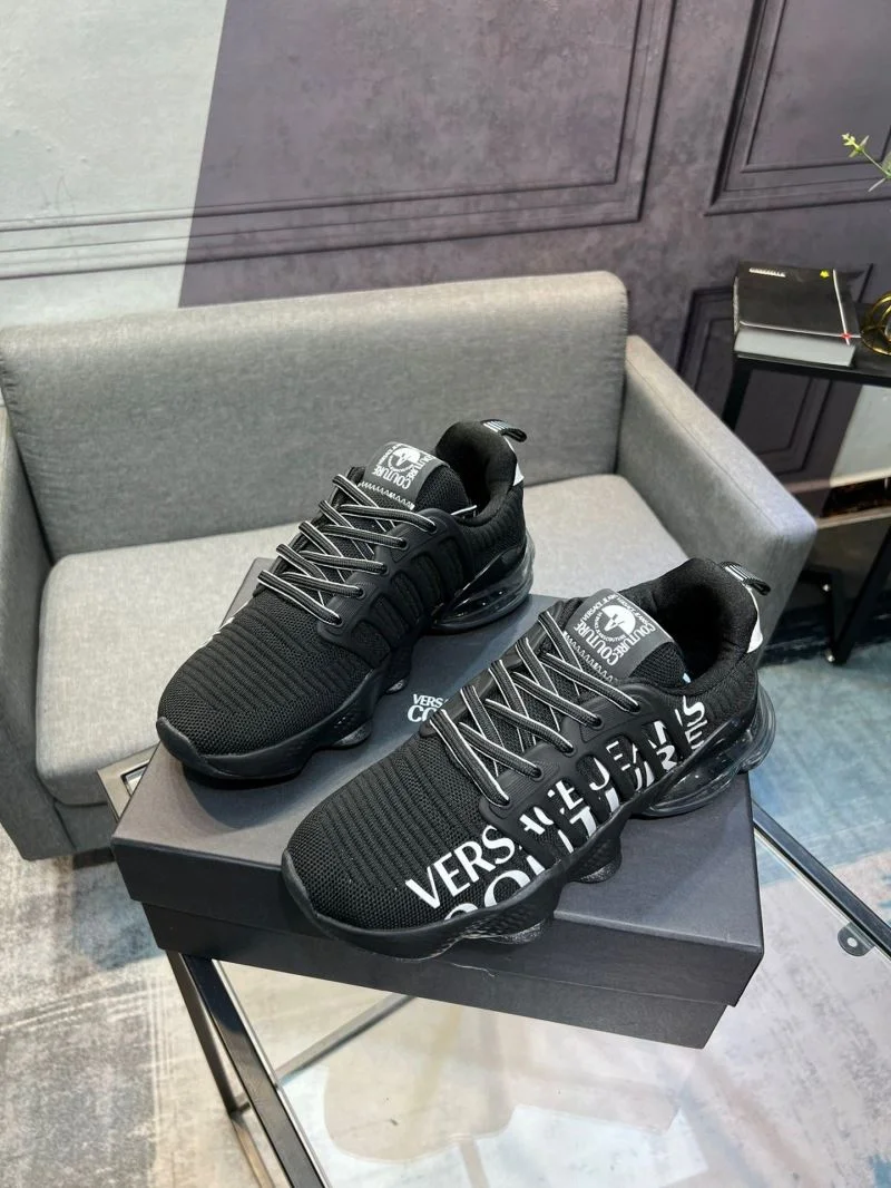 Trendy Versace Low Shoes 37494