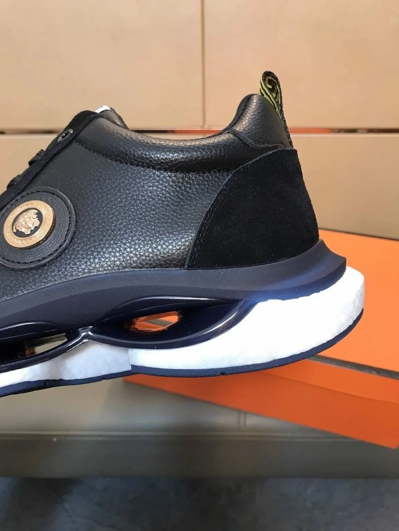 Versace Low Shoes Durable 37508