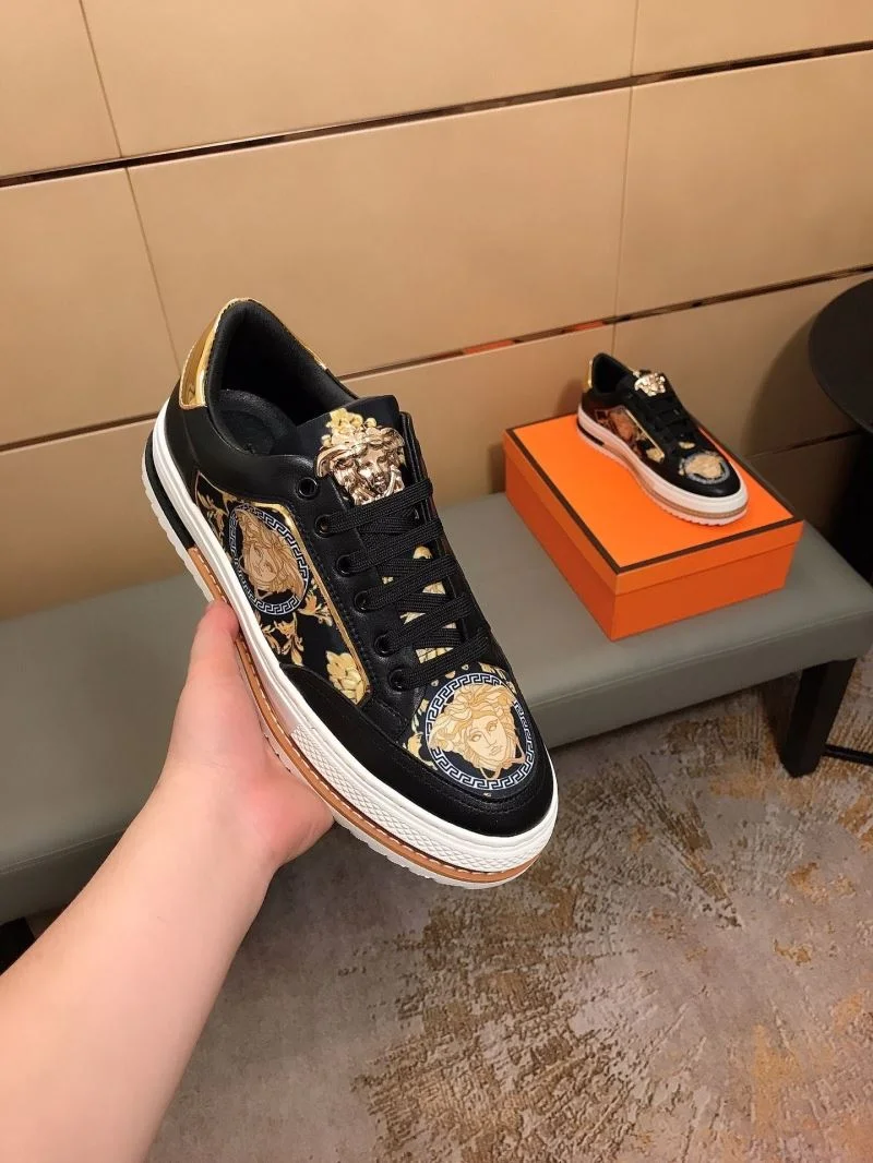 Versace Low Shoes Neat 37480