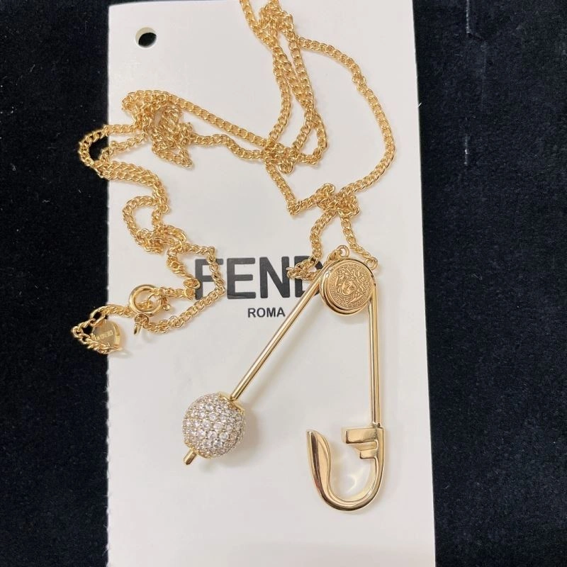 Versace Necklaces Practical 213598