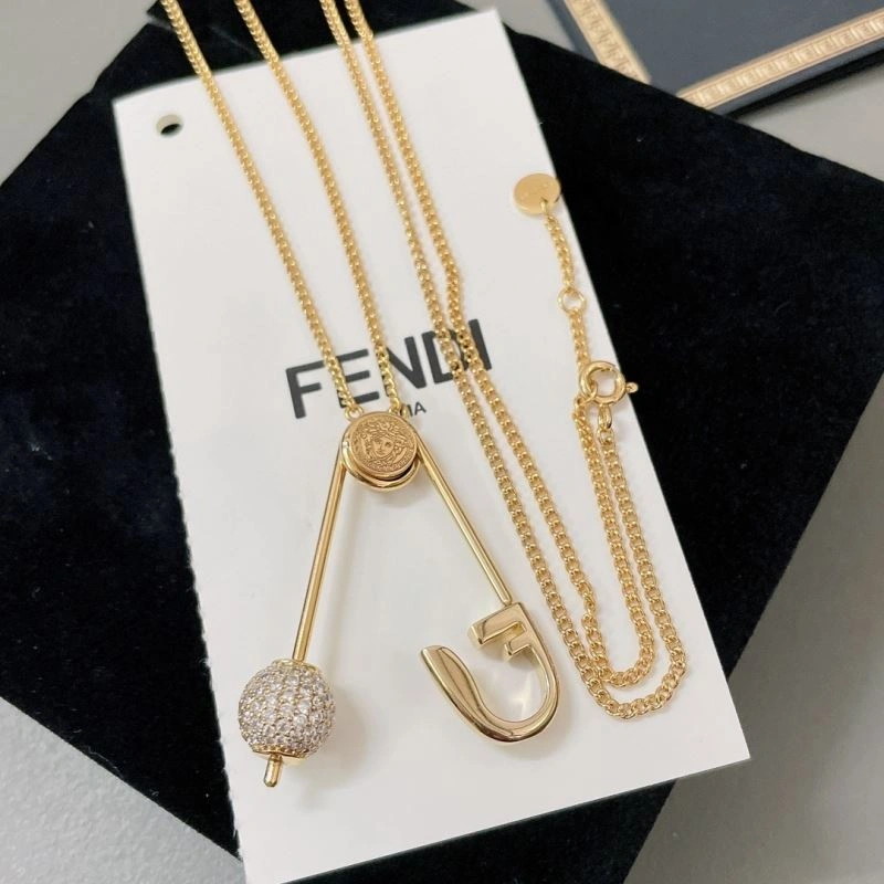 Versace Necklaces Practical 213598