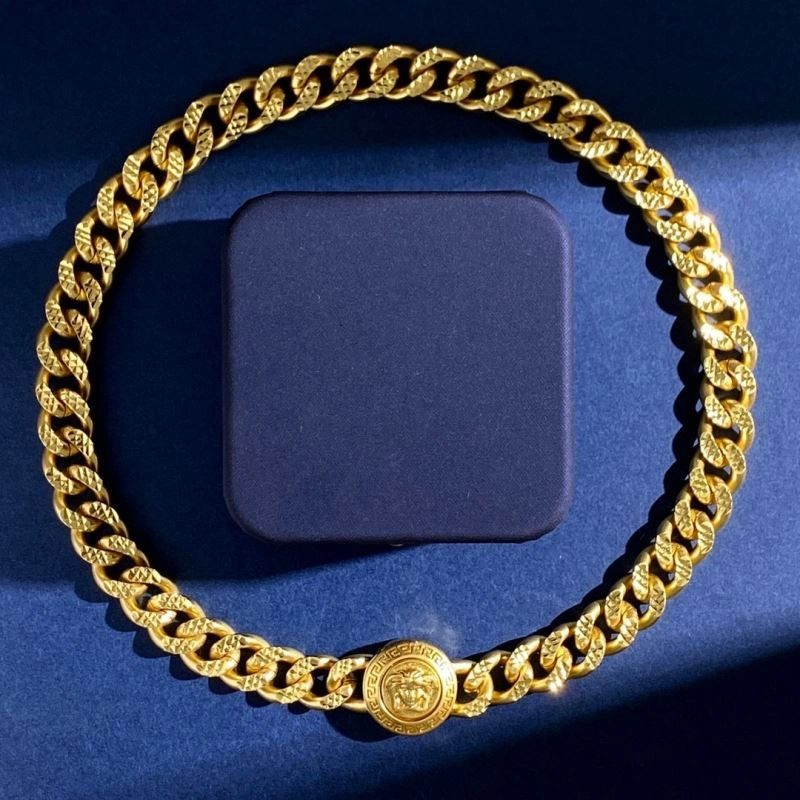 Sustainable Versace Necklaces 213599