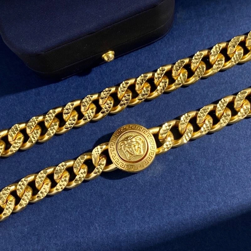 Sustainable Versace Necklaces 213599