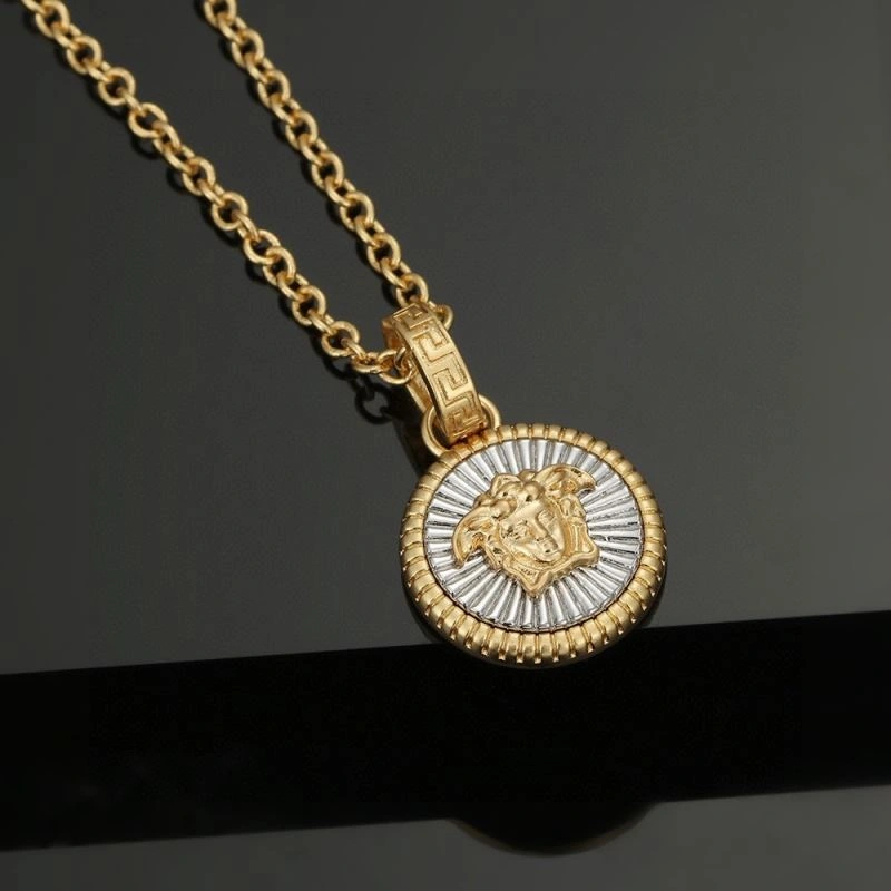 Affordable Versace Necklaces 213593