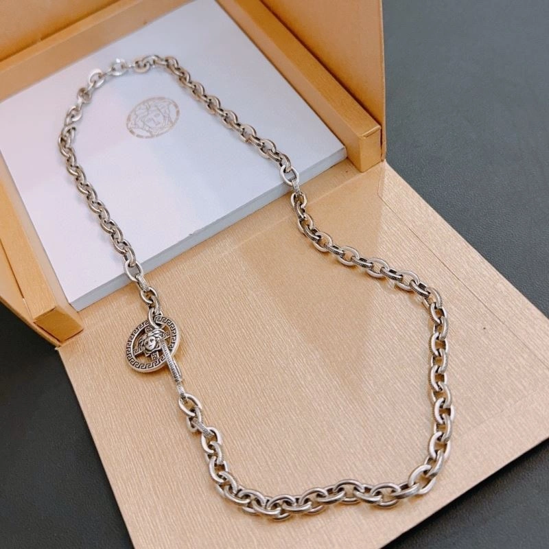Versace Necklaces Sophisticated 214067