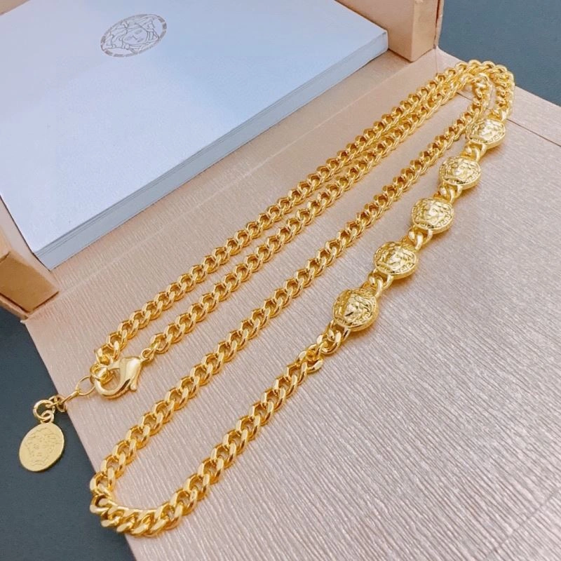 Elegant Versace Necklaces 214065