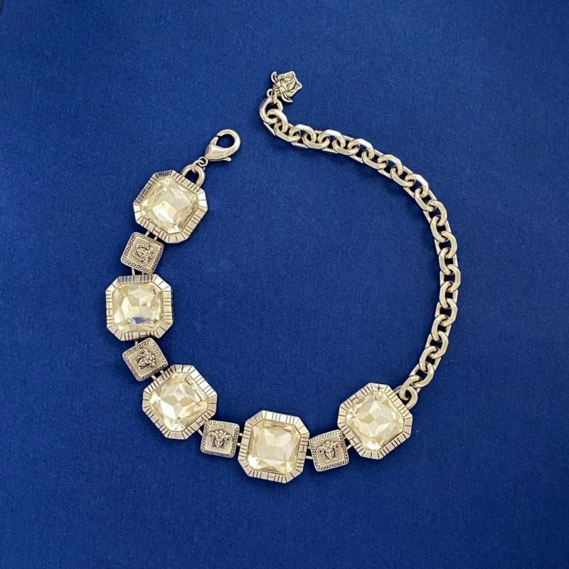 Sustainable Versace Necklaces 212789