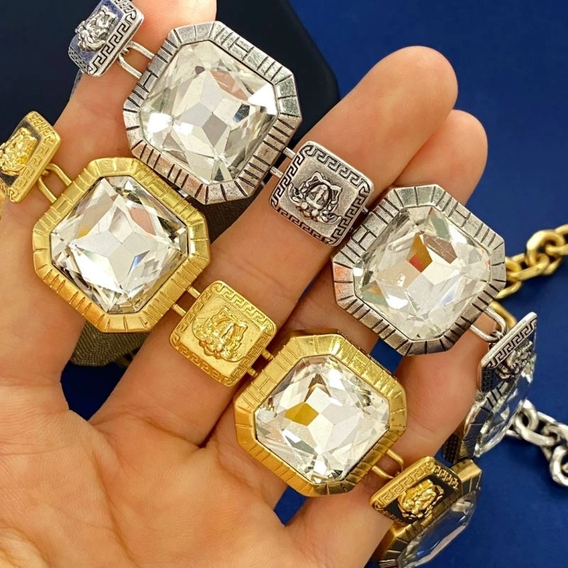 Sustainable Versace Necklaces 212789