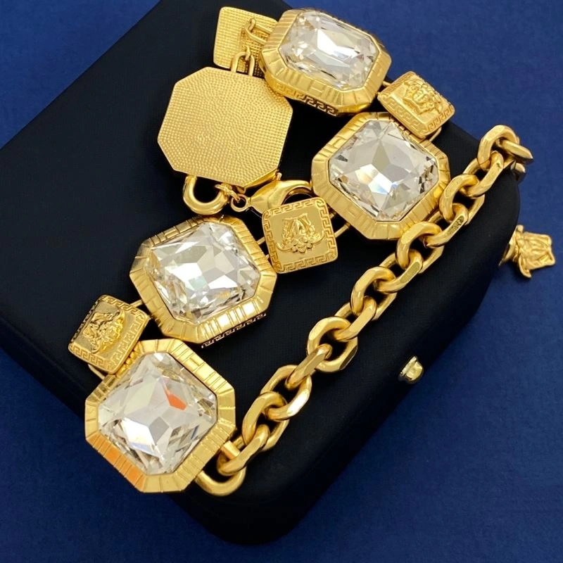 Sustainable Versace Necklaces 212789