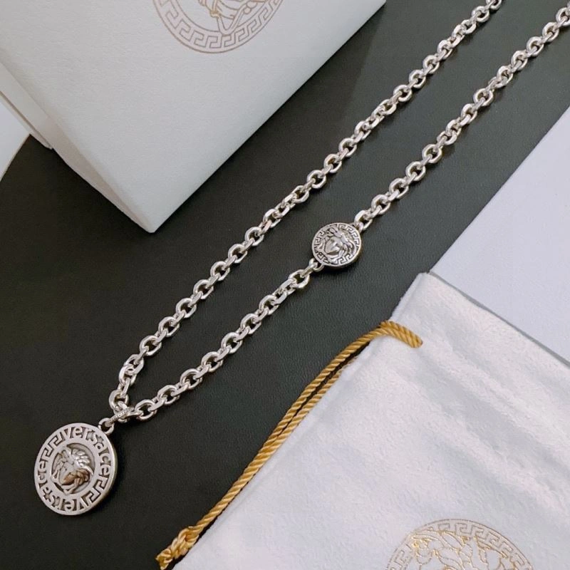 Sophisticated Versace Necklaces 212490