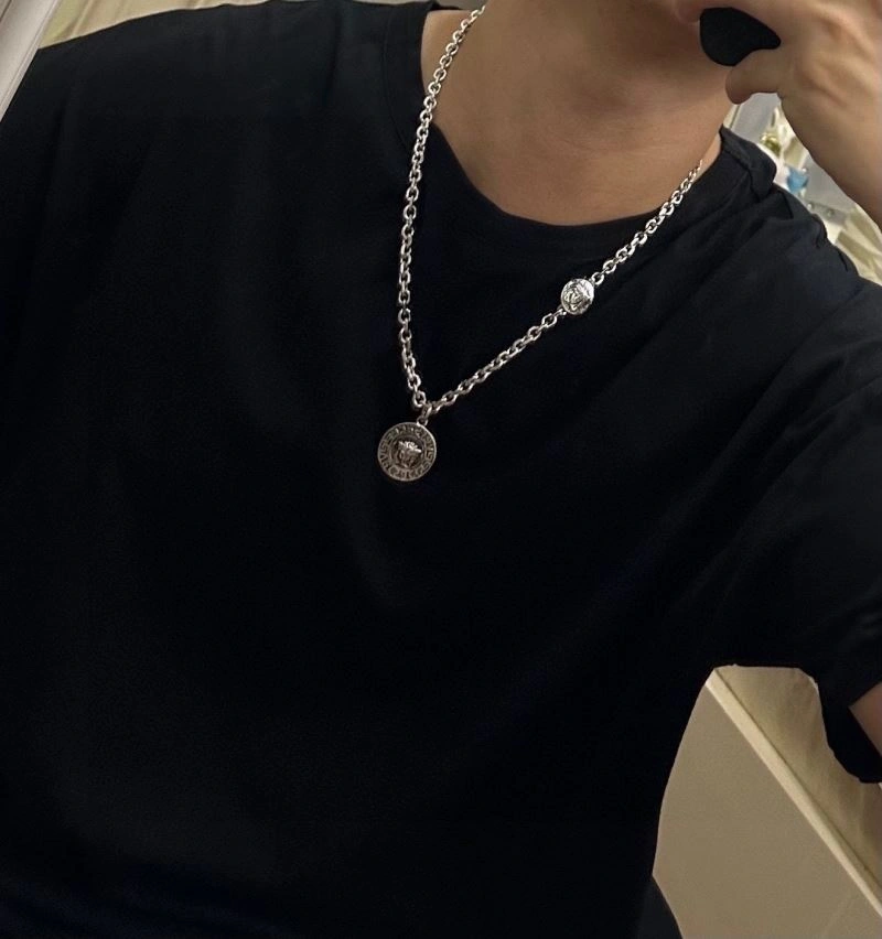 Sophisticated Versace Necklaces 212490