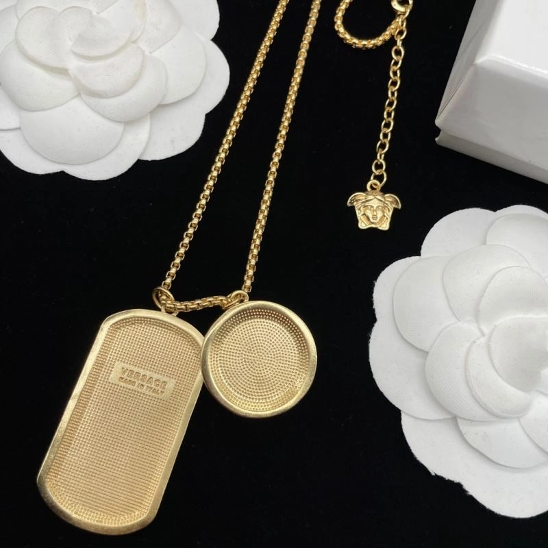 Versace Necklaces Versatile 212500