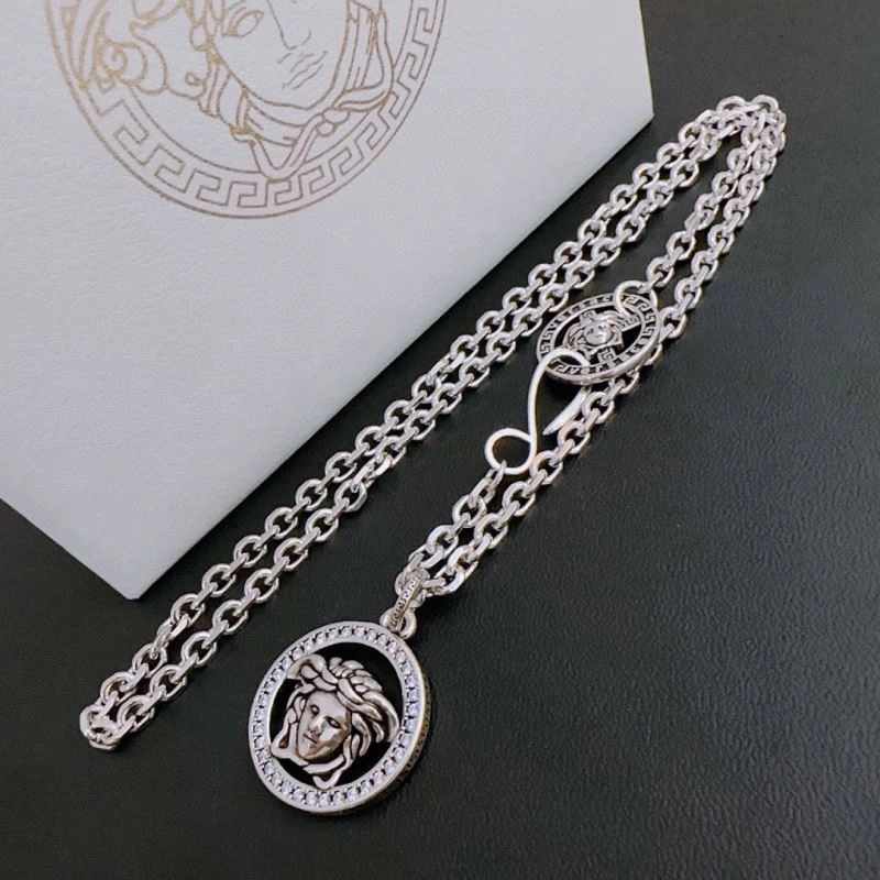 Practical Versace Necklaces 211604