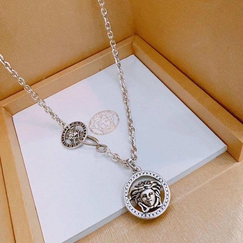 Practical Versace Necklaces 211604