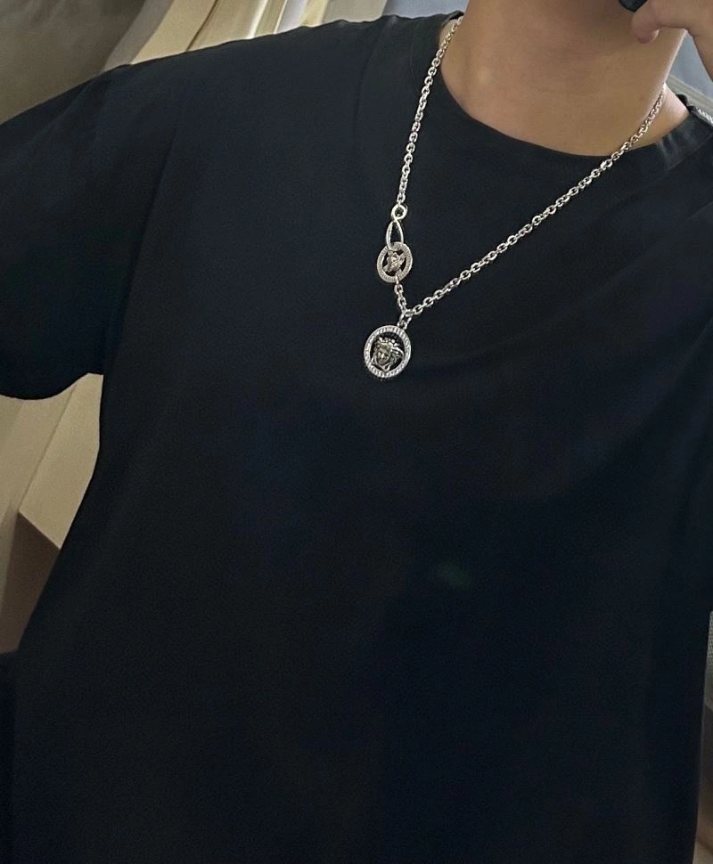 Practical Versace Necklaces 211604