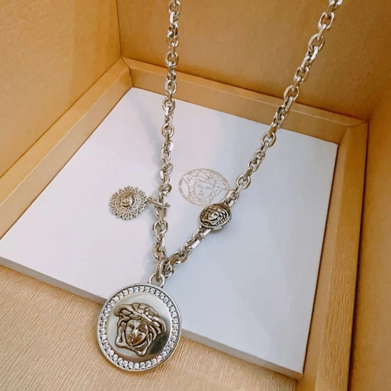 MoistureWicking Versace Necklaces 211605