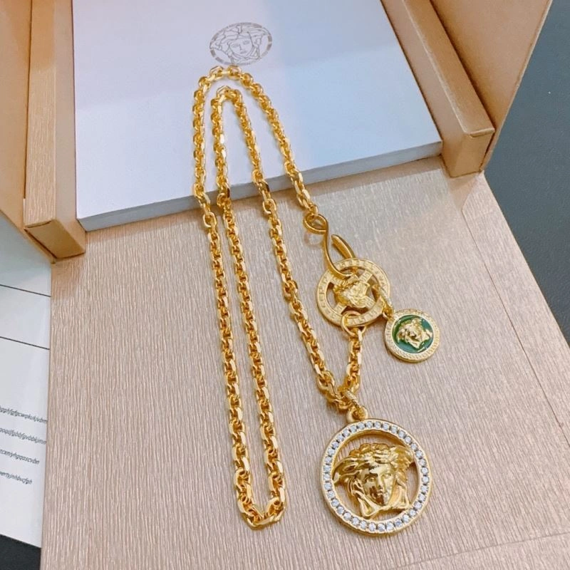 Functional Versace Necklaces 211598