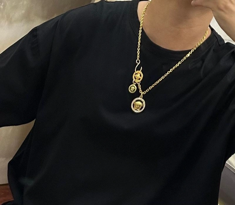 Functional Versace Necklaces 211598