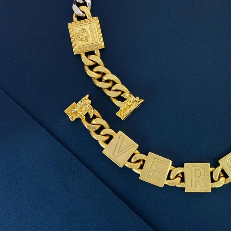 Versace Necklaces WaterResistant 211011