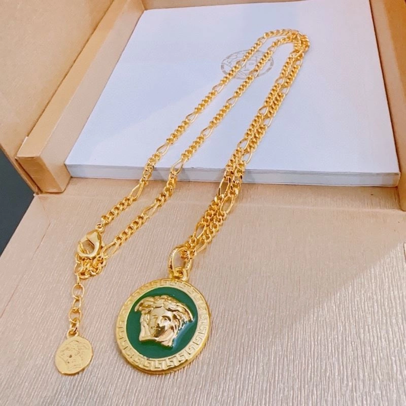 Affordable Versace Necklaces 211007