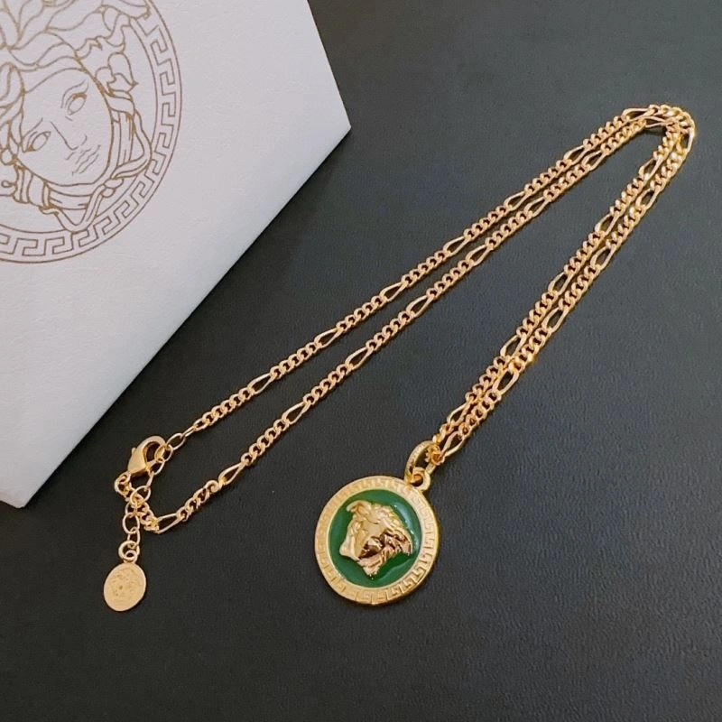 Affordable Versace Necklaces 211007