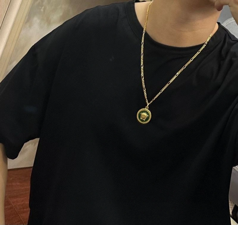Affordable Versace Necklaces 211007