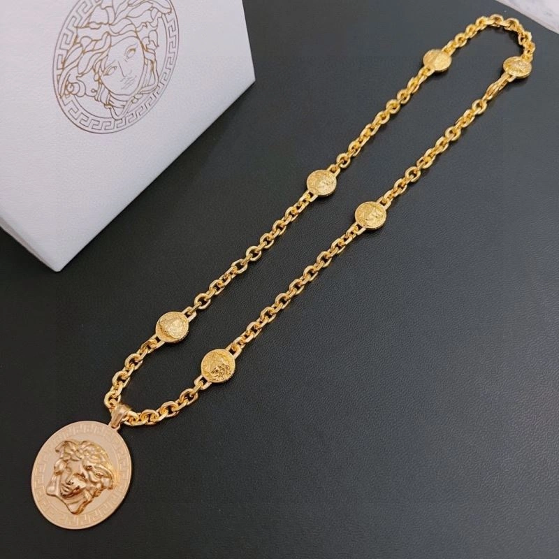 Attractive Versace Necklaces 211008
