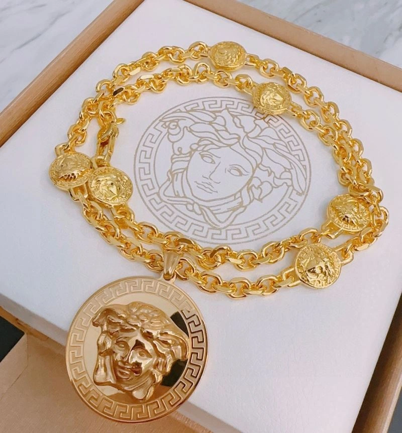 Attractive Versace Necklaces 211008