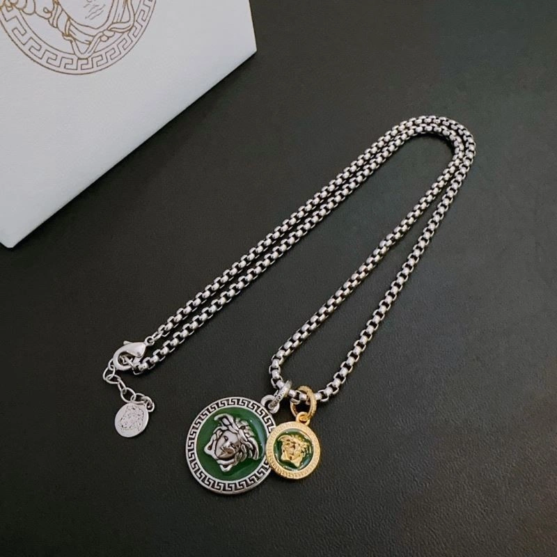 Versace Necklaces Unique 209606