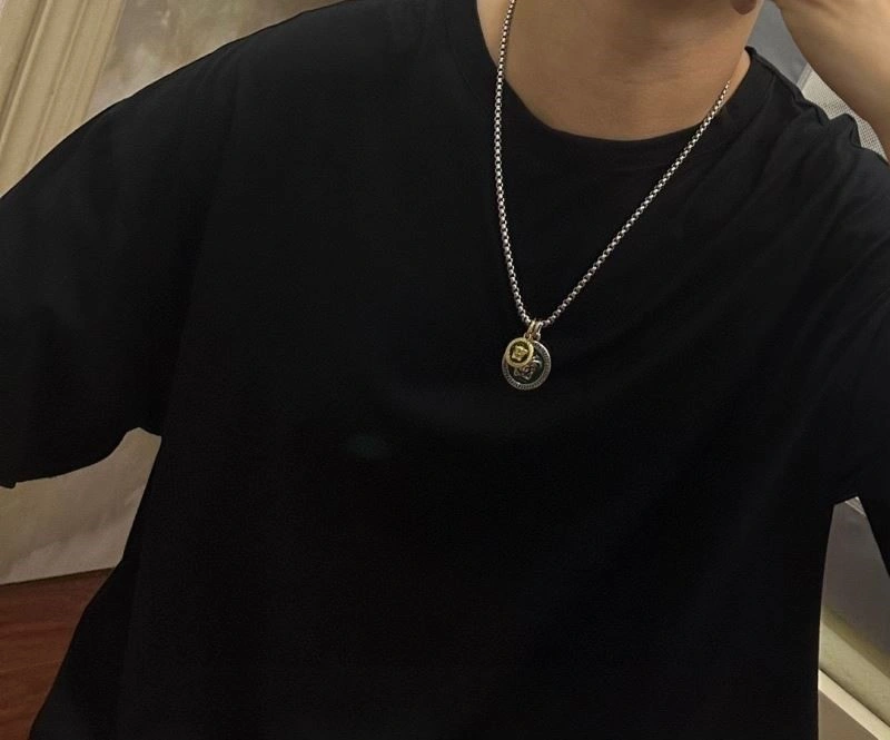 Versace Necklaces Unique 209606