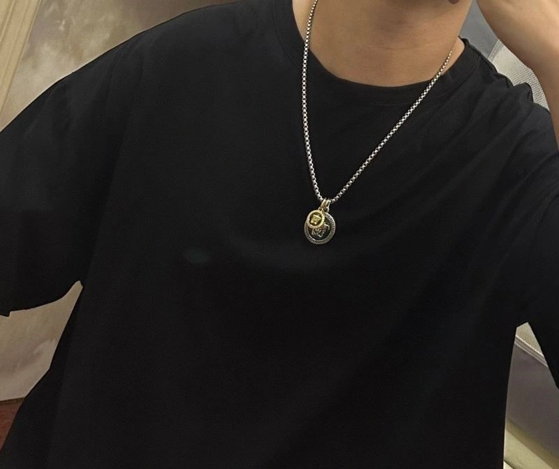 Versace Necklaces Unique 209606