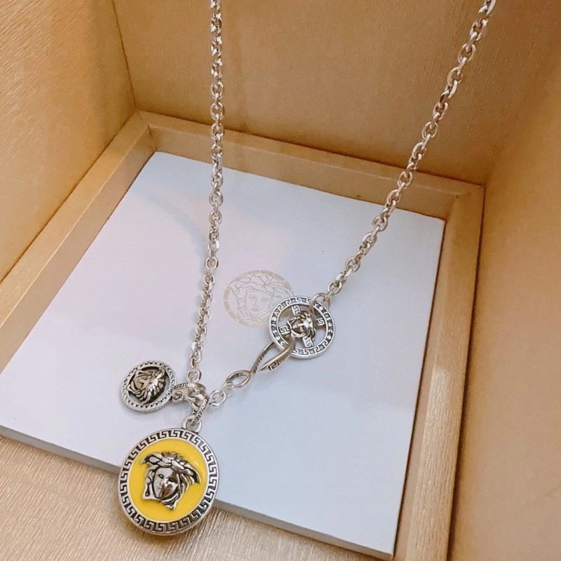 Versace Necklaces Functional 209608