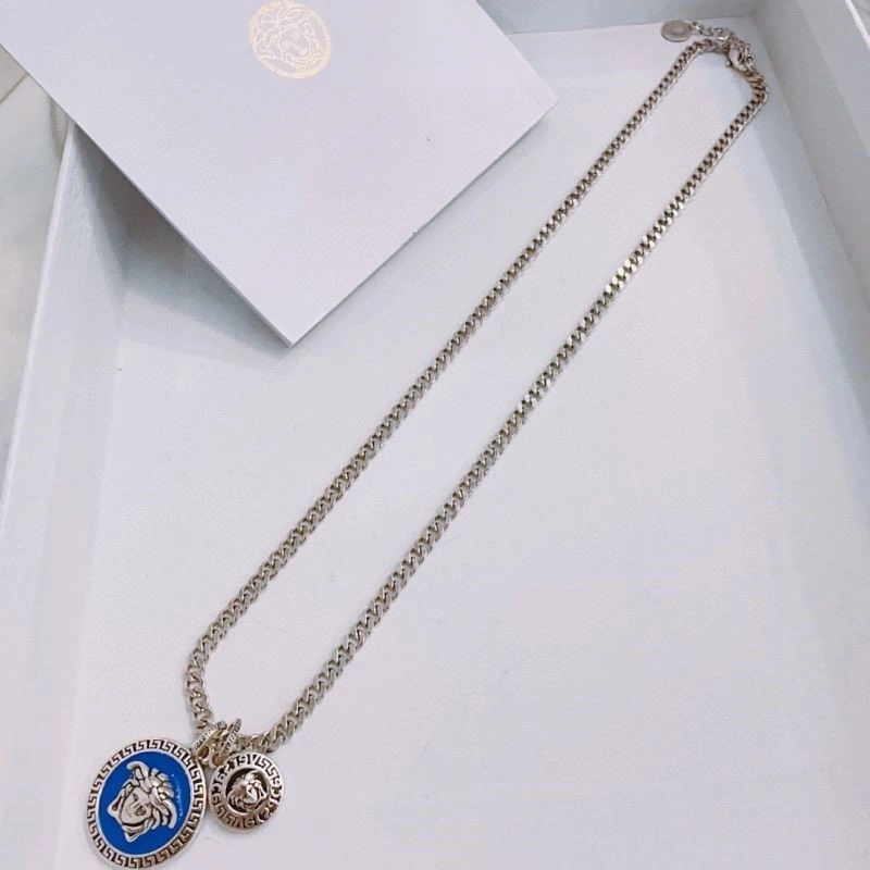 EyeCatching Versace Necklaces 209620