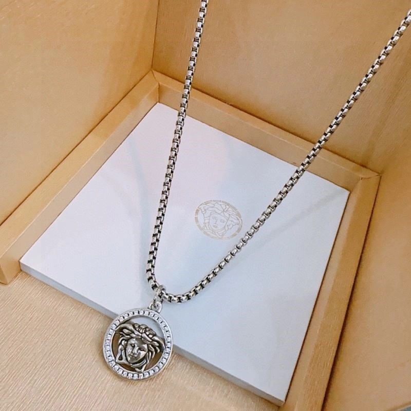 Neat Versace Necklaces 209621