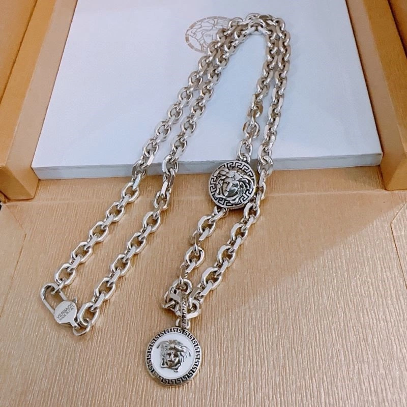 Versace Necklaces Seasonal 209627
