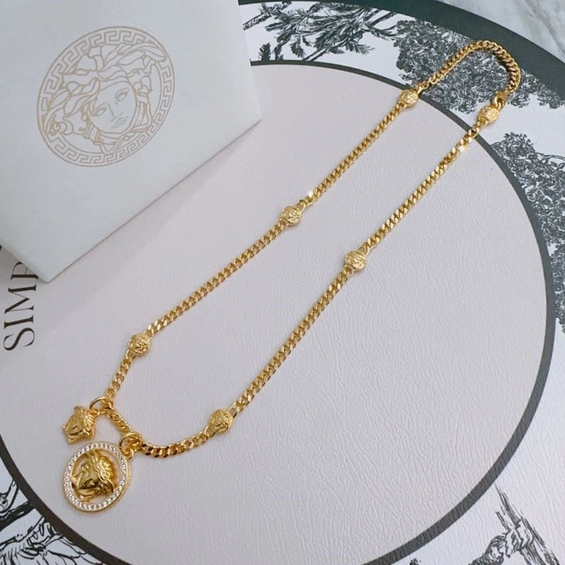 Versace Necklaces ModernLook 209597