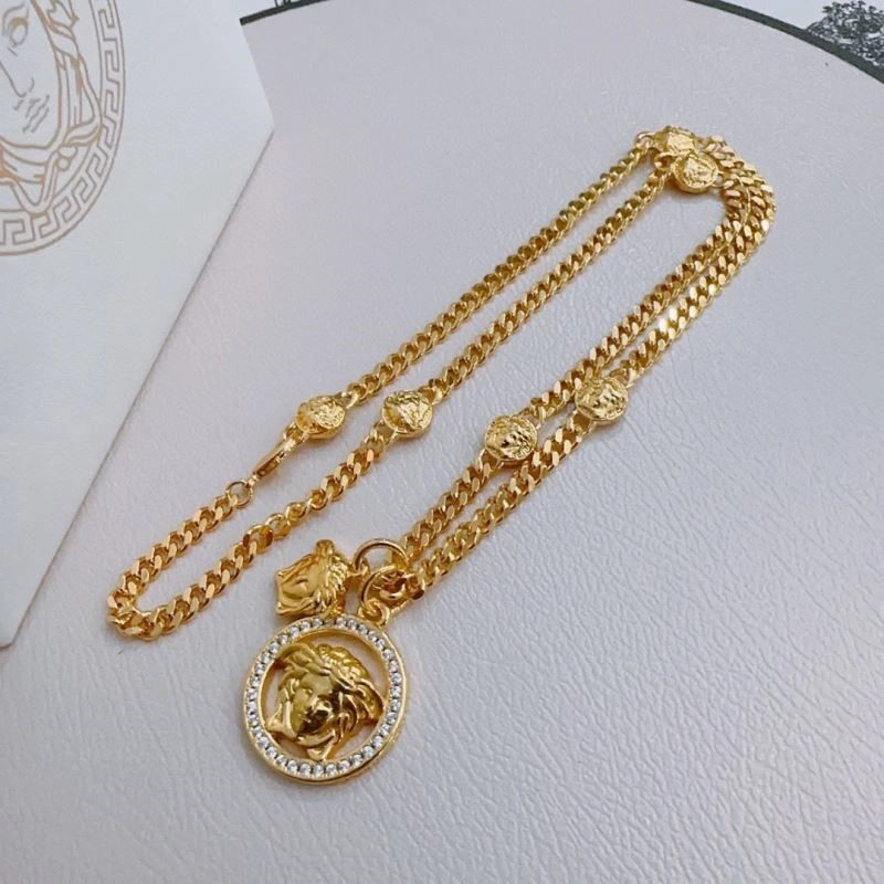Versace Necklaces ModernLook 209597
