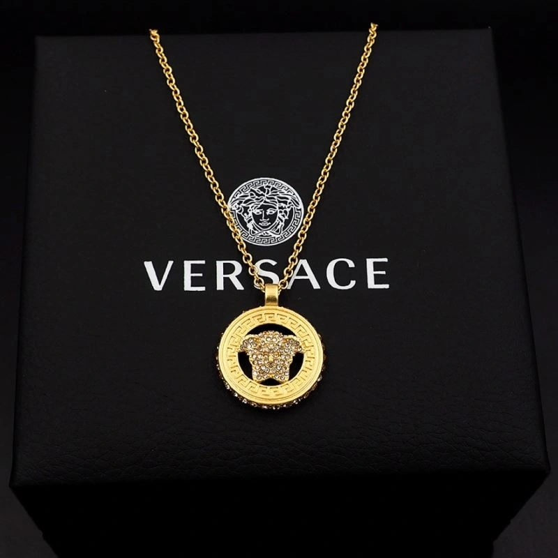 Elegant Versace Necklaces 209624