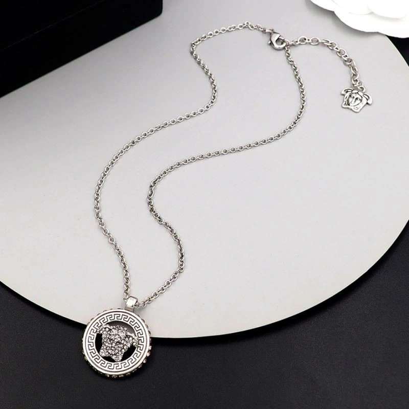 Lightweight Versace Necklaces 209601