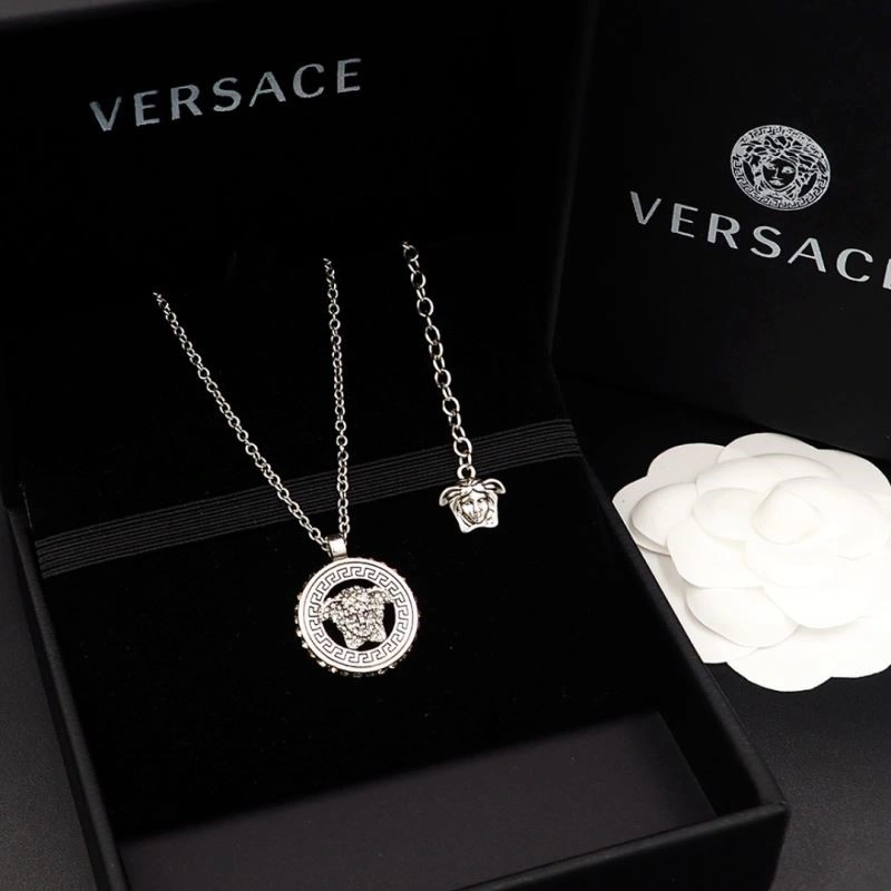 Lightweight Versace Necklaces 209601