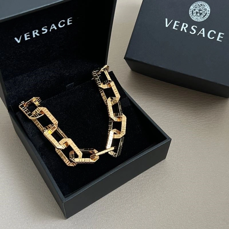 Versace Necklaces Minimalist 209003