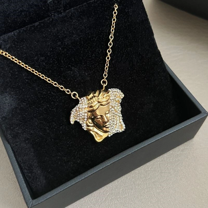 Versace Necklaces Breathable 209001