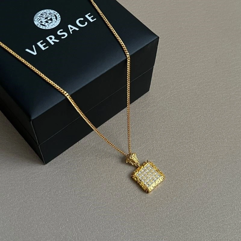 Versace Necklaces Functional 208992